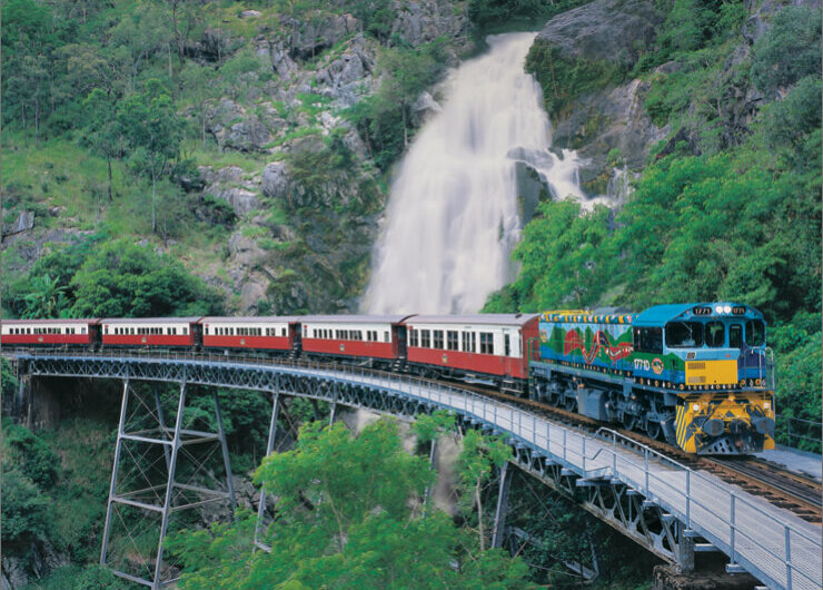 キュランダ観光デラックスツアー【ケアンズツアーのことならジェイさんツアー】